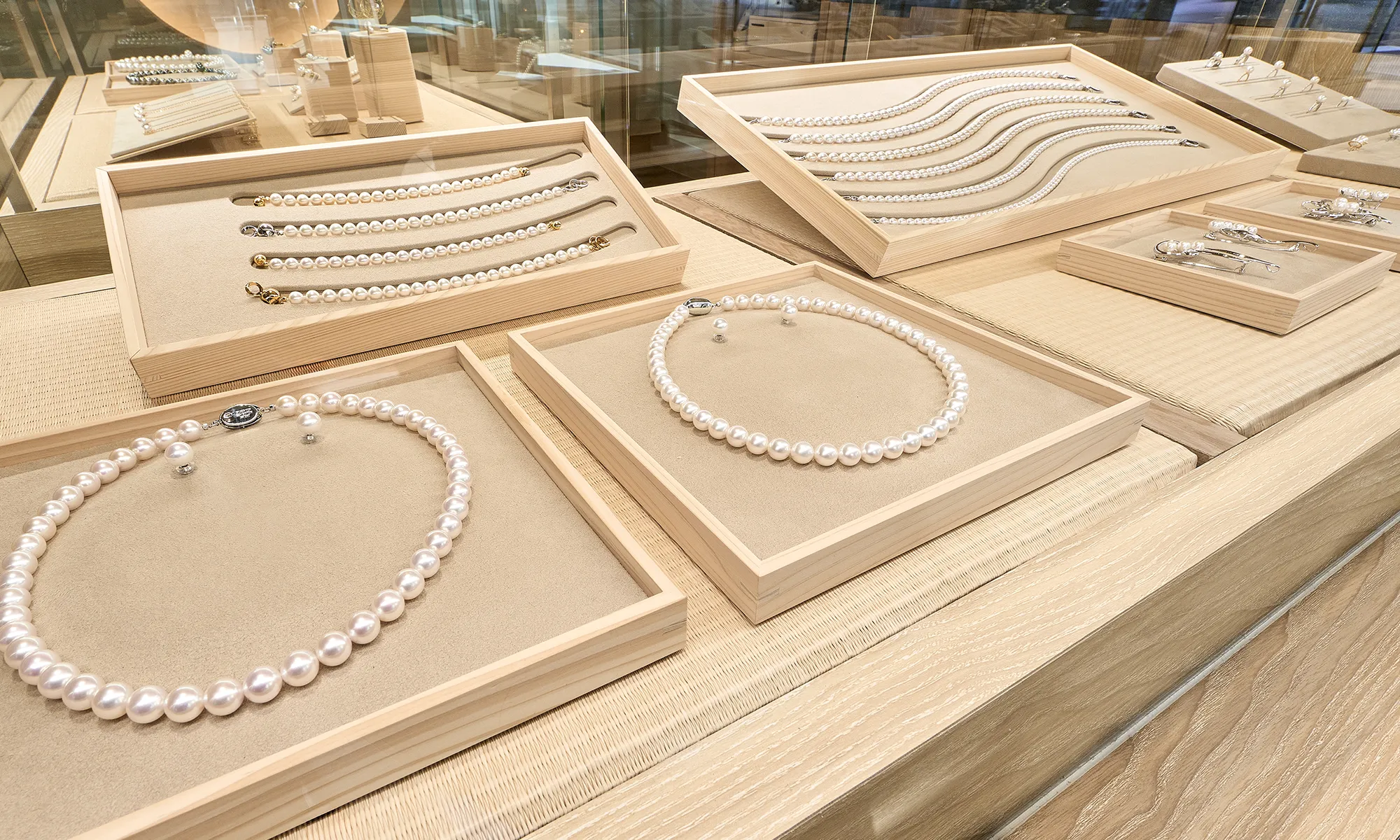 銀座本店 店内画像