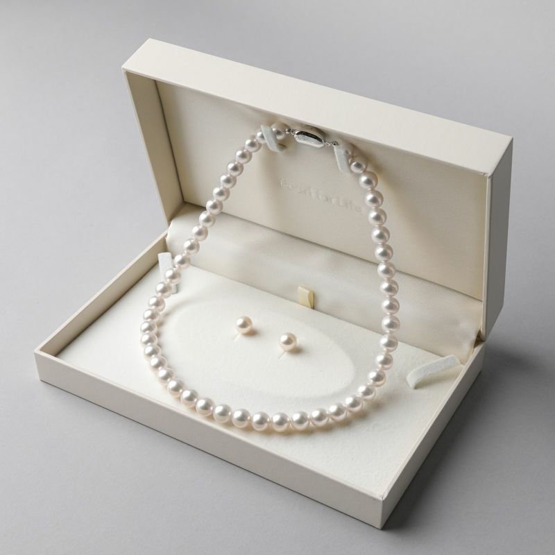 《隣と差がつく》 あこや真珠 パールネックレス＆ピアス 2点セット 8.0-8.5mm A～BBB～C  真珠ピアス イヤリング [n2][人気 ロングセラー]（真珠ネックレス パール アコヤ本真珠）（冠婚葬祭 フォーマル 入学式 卒業式 成人式）