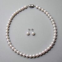 《隣と差がつく》 あこや真珠 パールネックレス＆ピアス 2点セット 8.5-9.0mm A～BBB～C  真珠ピアス イヤリング[n2][人気 ロングセラー]（真珠ネックレス パール アコヤ本真珠）（冠婚葬祭 フォーマル 入学式 卒業式 成人式）