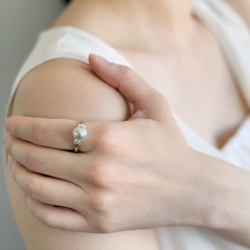 オーロラ花珠真珠 鑑別書付 鑑別書付 ダイヤ4石 パールリング（指輪） ホワイト系 8.5-9.0mm AAA  0.23ct Pt900 プラチナ[n4][高品質 プレミアム]（真珠 リング アコヤ真珠）（冠婚葬祭 フォーマル 結婚式）