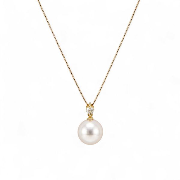 オーロラ花珠真珠 鑑別書付 1粒ダイヤ パールペンダント（40cmチェーン付） ホワイト系 8.5-9.0mm AAA  K18 ゴールド 0.07ct [n3][高品質 プレミアム]（冠婚葬祭 フォーマル）（プレゼント 記念日 6月誕生石）