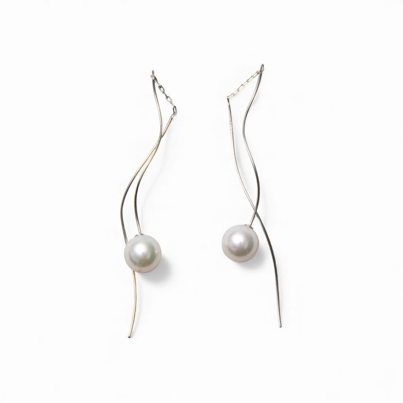 トレンド感たっぷりの新デザイン登場☆あこや真珠 ウェーブデザイン パールピアス ～Foglia(フォリア)～ ホワイト系 7.5-8.0mm K14WG/K18YG/K18PG [n4]6月誕生石