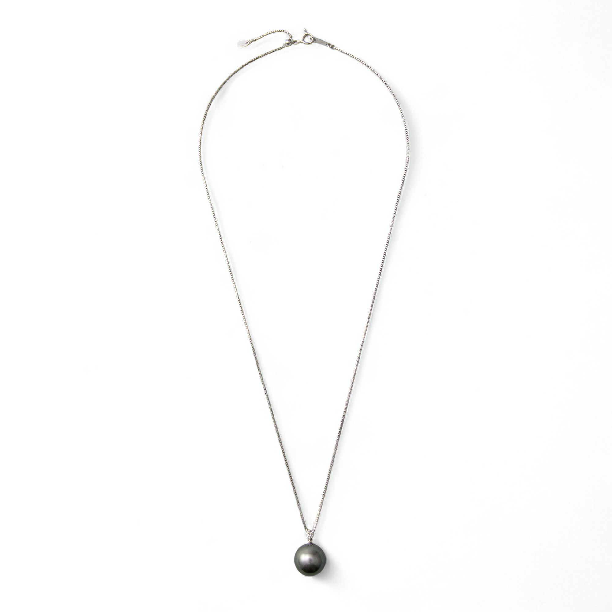 タヒチ黒蝶真珠 ネックレスパールペンダント（チェーン付） グリーン系 11mmUP A～BAC  K18WGホワイトゴールド（本真珠・黒真珠）[Tahitian] [タヒチアンパール][n4]