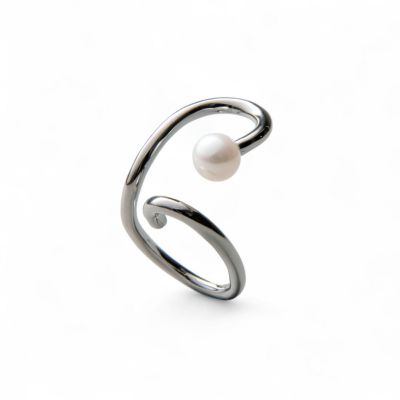 [片耳売り]淡水真珠 イヤーカフ 6.0-6.5mm silver 《enSTYLE》［n4］(淡水パール トレンド  シンプル カジュアル フェミニン 重ね付け ギフト プレゼント レディース)