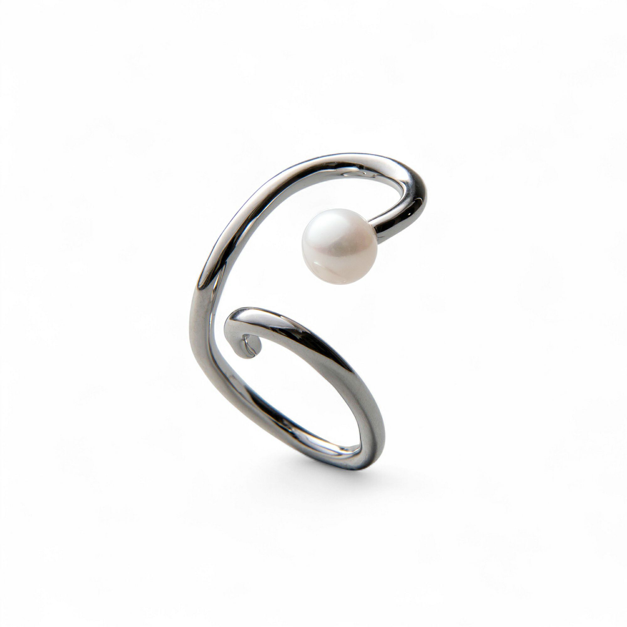 [片耳売り]淡水真珠 イヤーカフ 6.0-6.5mm silver 《enSTYLE》［n4］(淡水パール トレンド  シンプル カジュアル フェミニン 重ね付け ギフト プレゼント レディース)