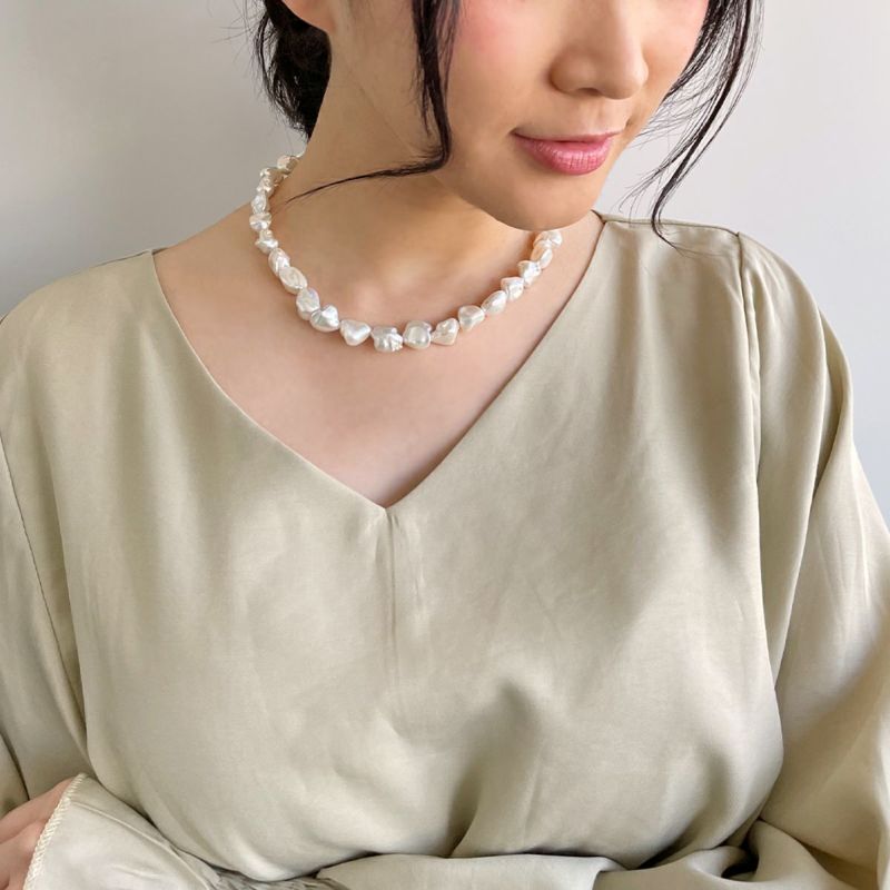 淡水真珠　バロック　ホワイト　大珠　ネックレス　アジャスター
