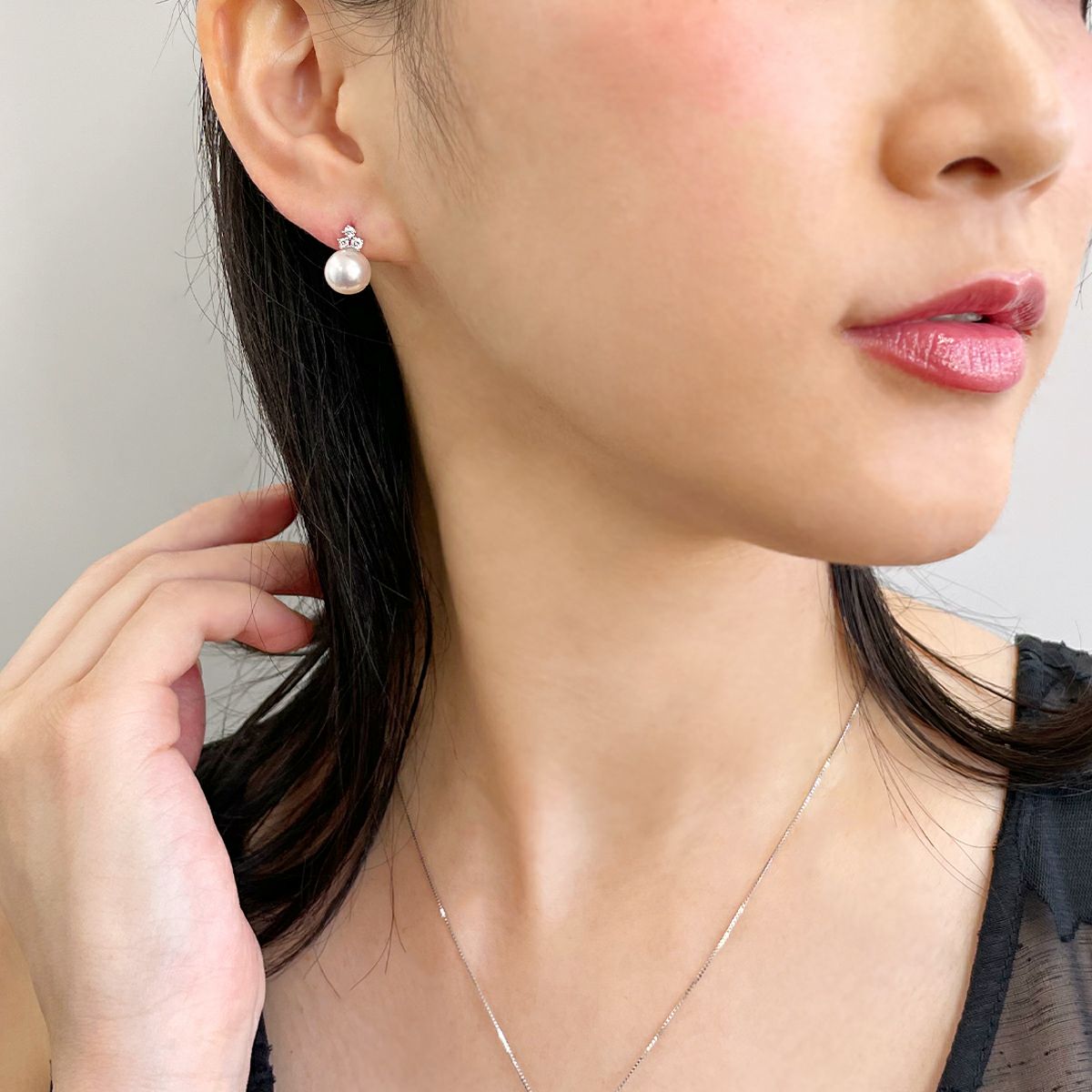 オーロラ花珠真珠 ピアス8.0-8.5mm K18WG -Premium-