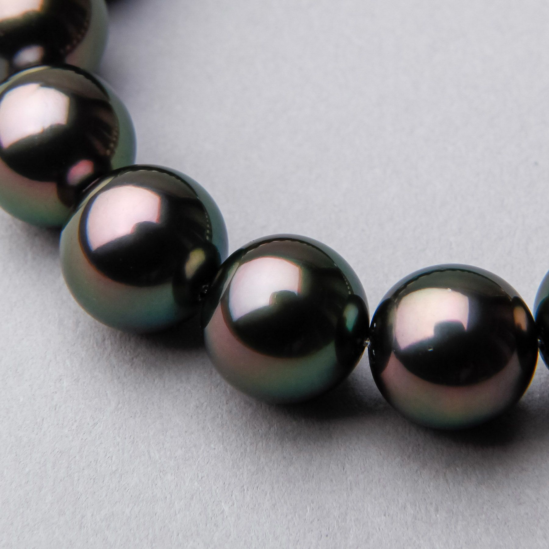 タヒチ黒蝶真珠 ネックレス8.3-10.4mm -Aurora Peacock MAX- | 南洋  