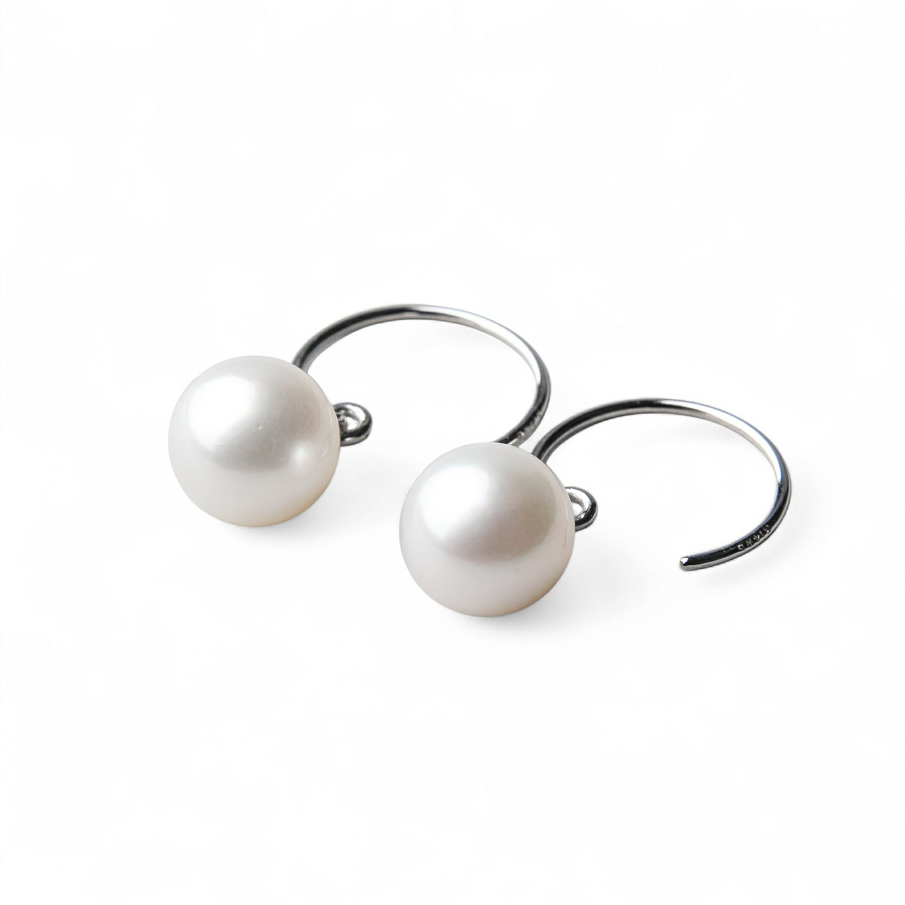 あこやリングフックピアス　7.5-8.0mm