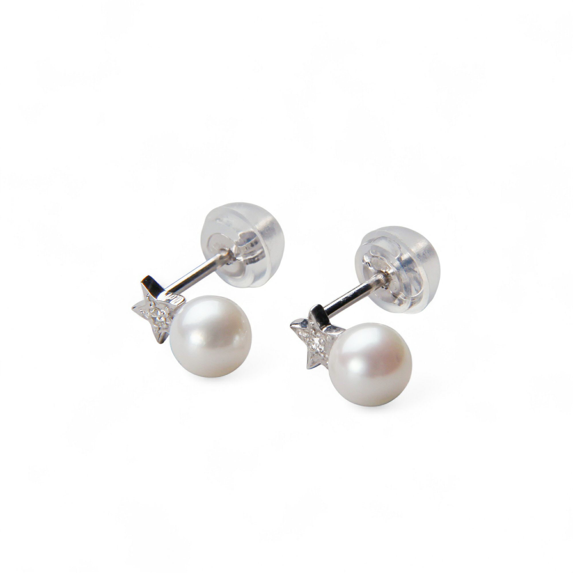 Petit Claire あこやスターピアス　4.5mm WG