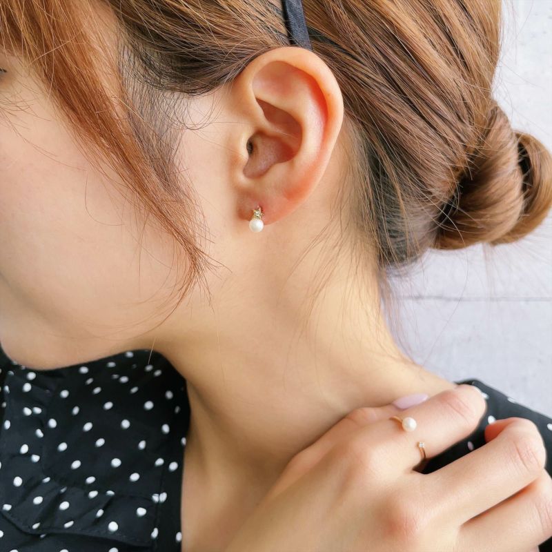 珍しい　テリ最強　 彩凛クラス　アコヤベビーパール 4-4.5mm K18ピアス 珍しい テリ最強 彩凛クラス アコヤベビーパール 4-4.5mm K18ピアス