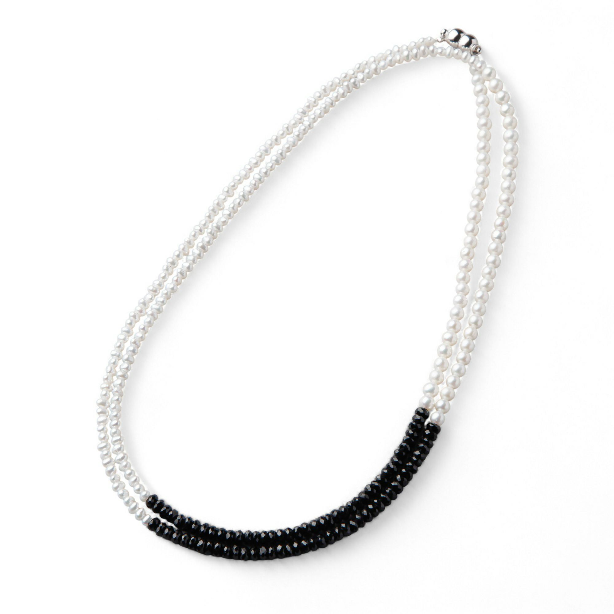 淡水真珠×ブラックスピネル ロングネックレス　2.5-5.0mm ミックス