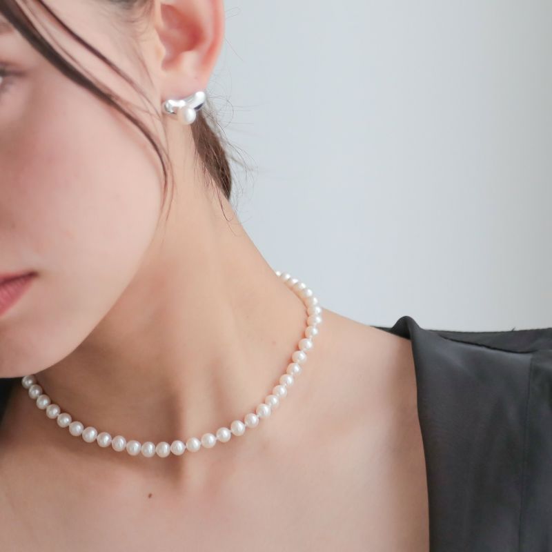 天然淡水真珠 5連　ホワイト　ロングネックレス 全長さ100cm x2 天然淡水真珠 5連 ホワイト ロングネックレス 全長さ100cm x2 天然淡水