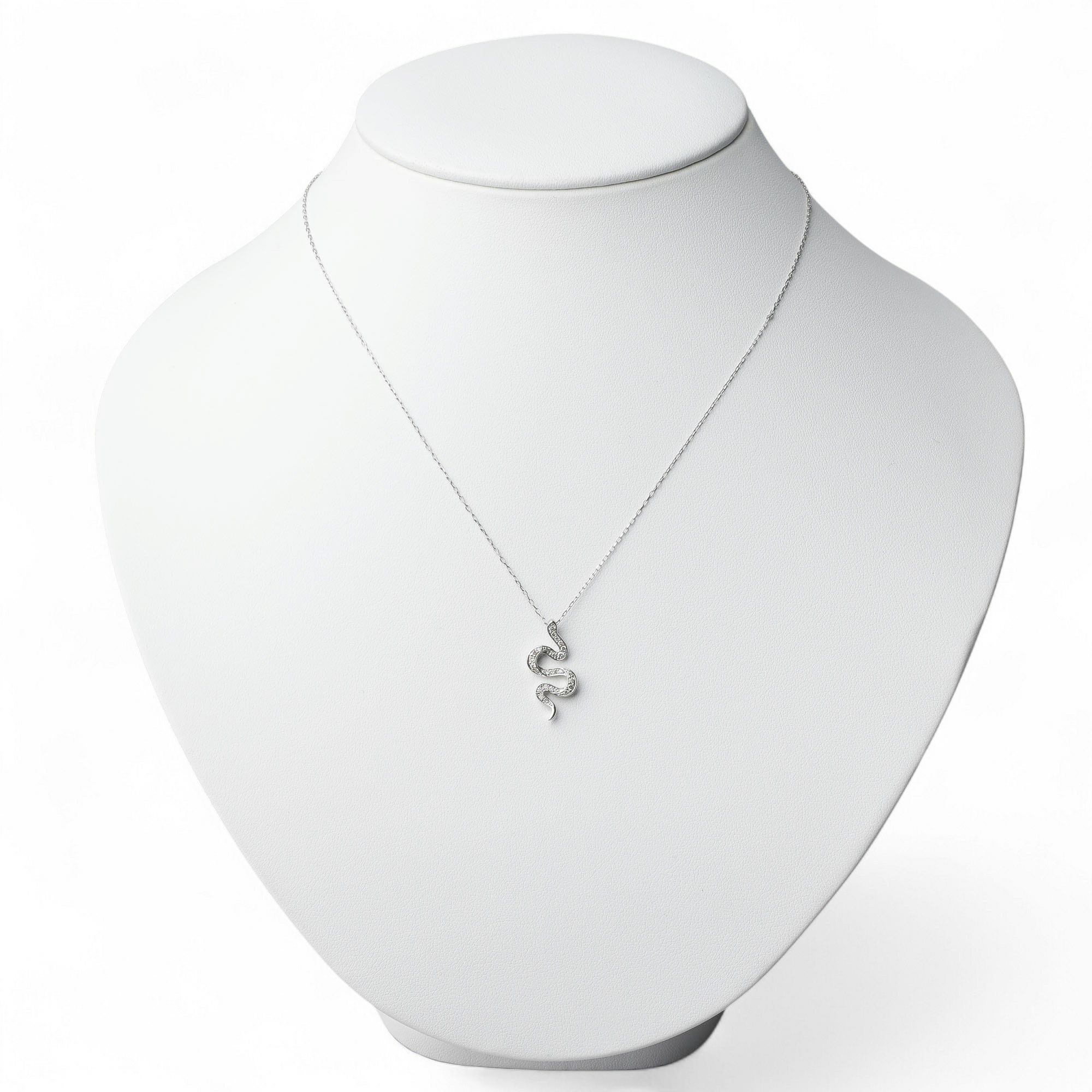 ダイヤモンド 蛇 ペンダントPT900/850　0.15ct 45cm