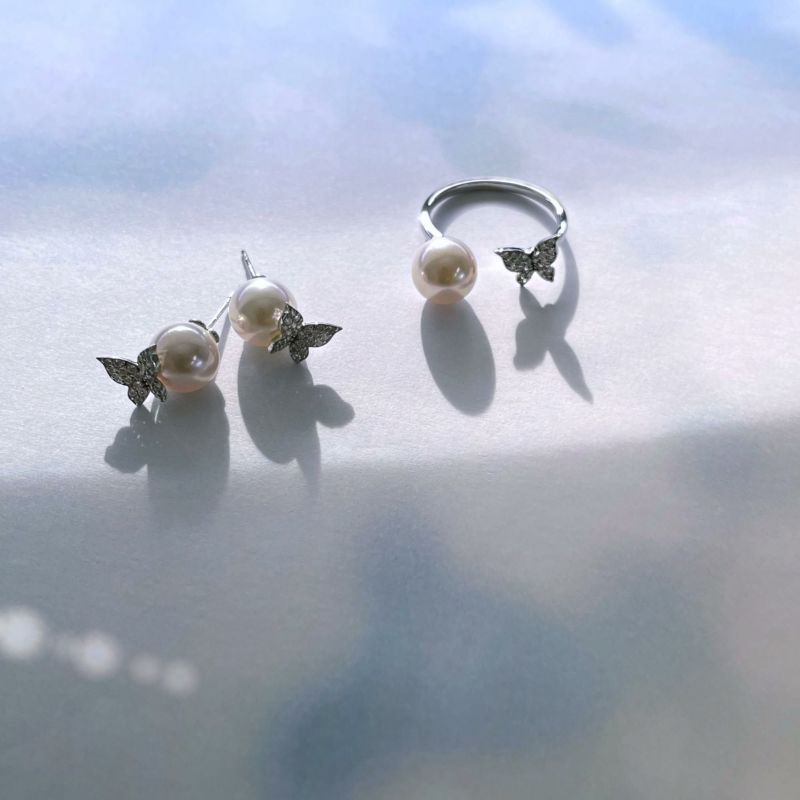 petit amie あこや真珠 蝶 ピアス 7.5-8.0mm K18WG | あこや真珠ピアス