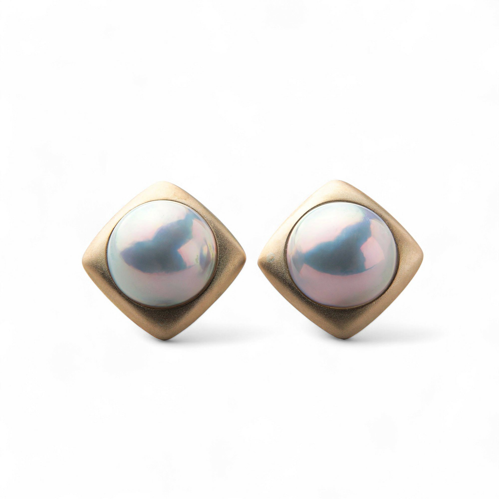 マベ真珠 スクエア ピアス12mmUP K18YG オーロラブルー