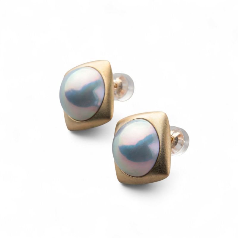 マベ真珠 スクエア ピアス12mmUP K18YG オーロラブルー