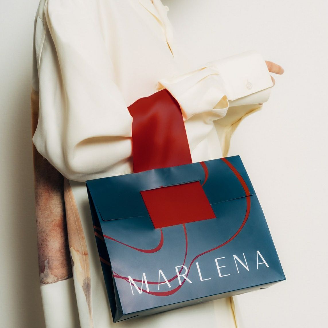 マルレナ GIFT BAG ショッパー (紙袋)