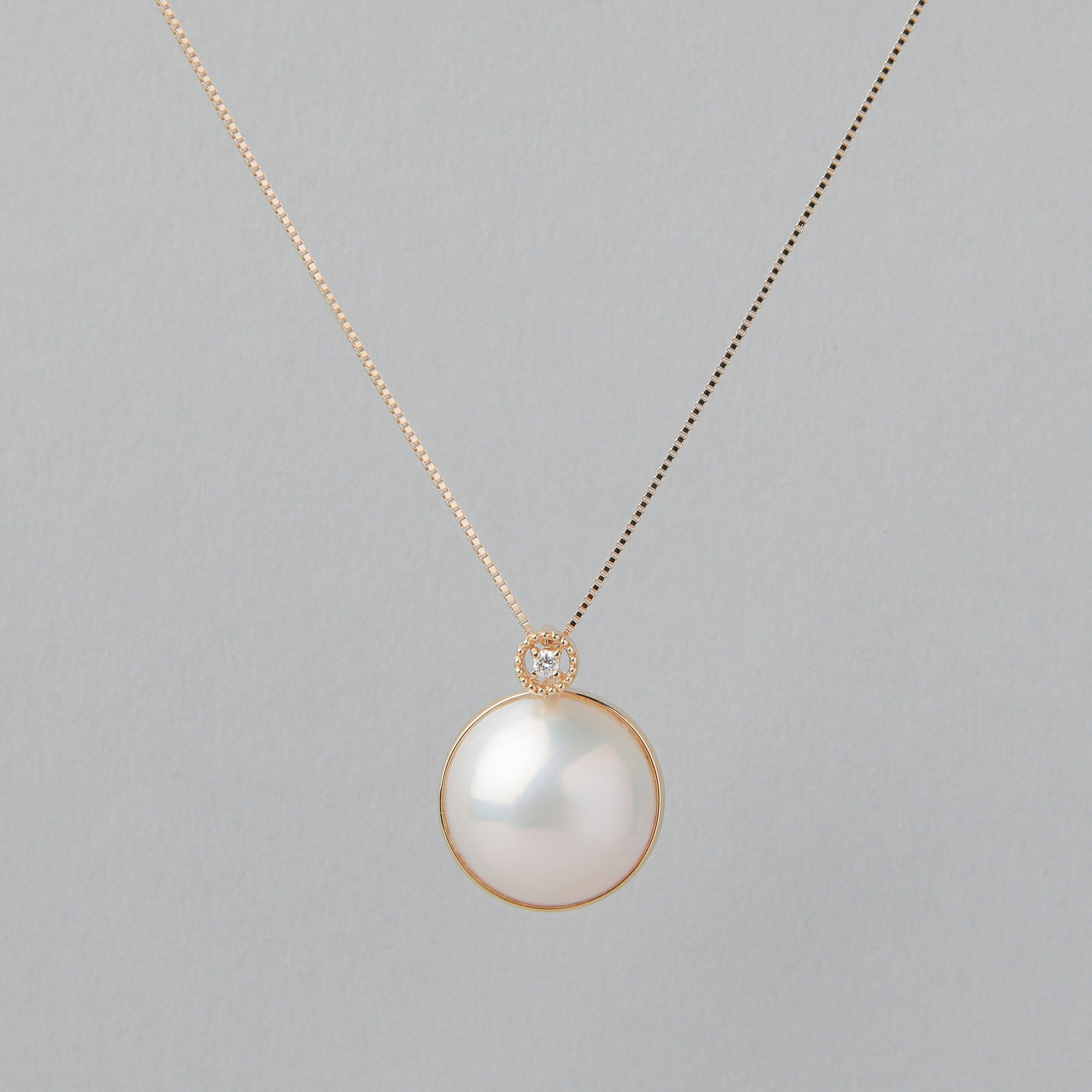 マベ真珠 ペンダント 13mmUP K18WG | その他ペンダント 