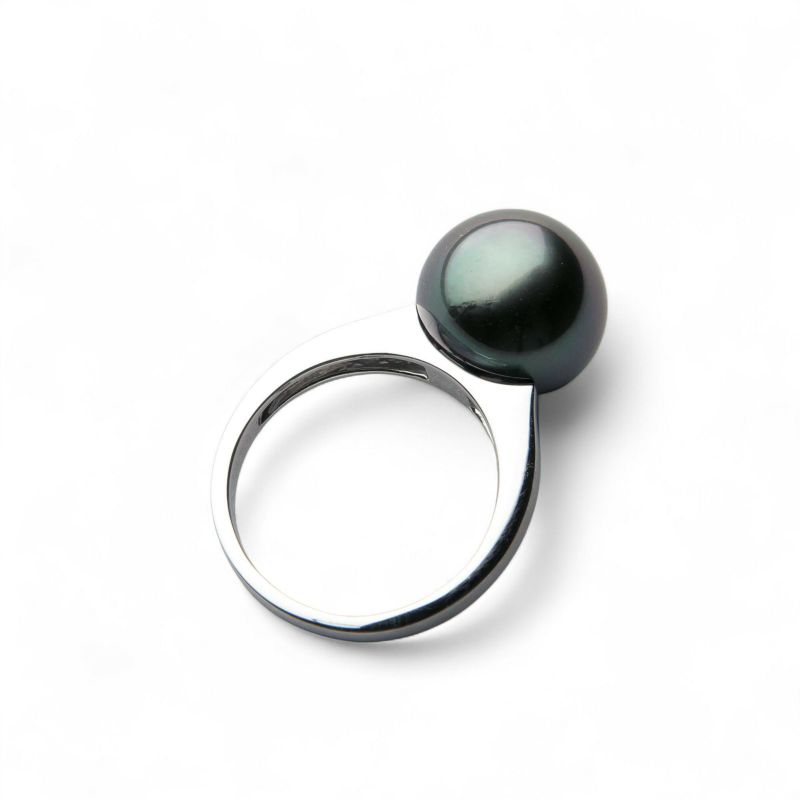 Tahitian+ タヒチ黒蝶真珠 リング　11mm PT900