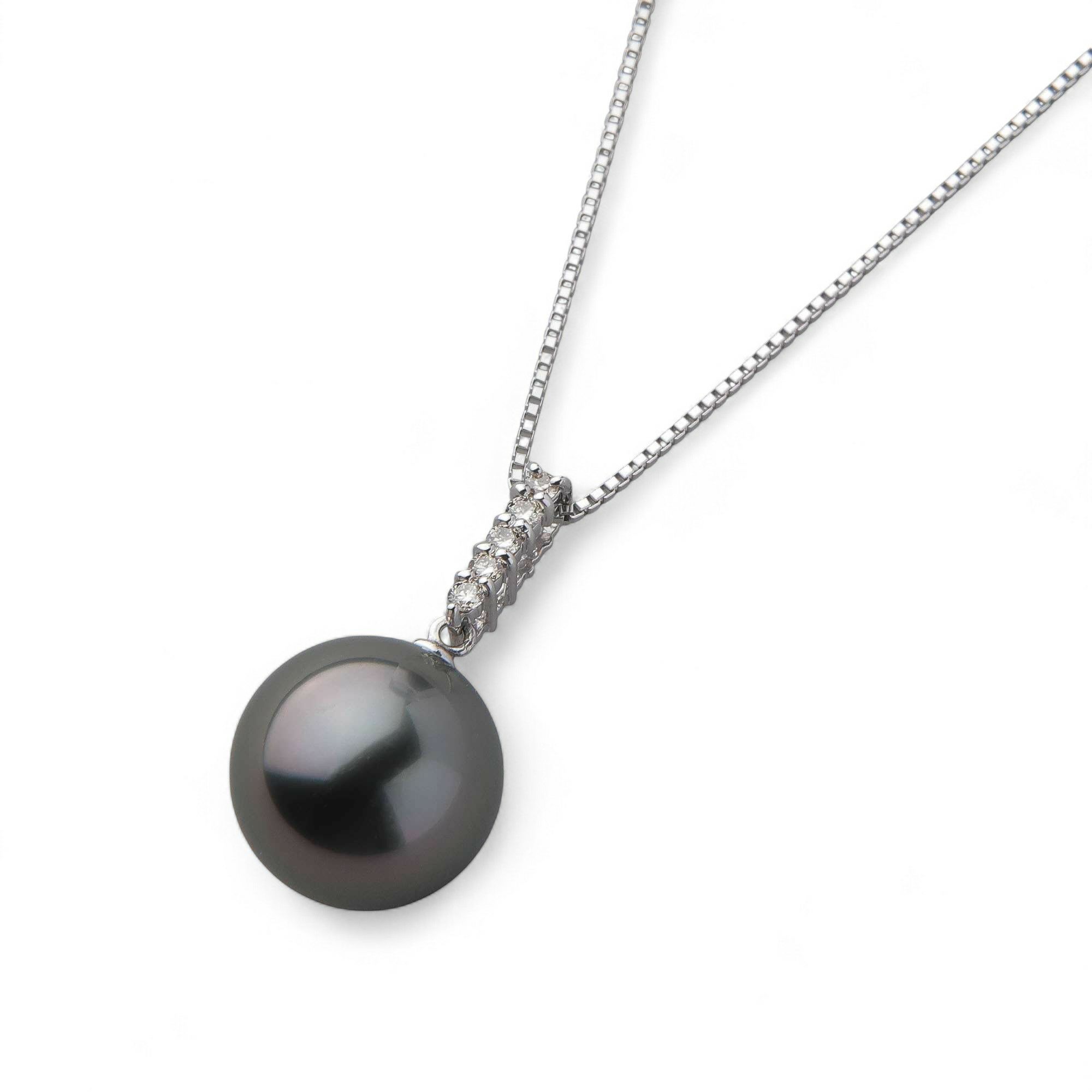 Tahitian+ タヒチ黒蝶真珠 ペンダント　11mm K18WG