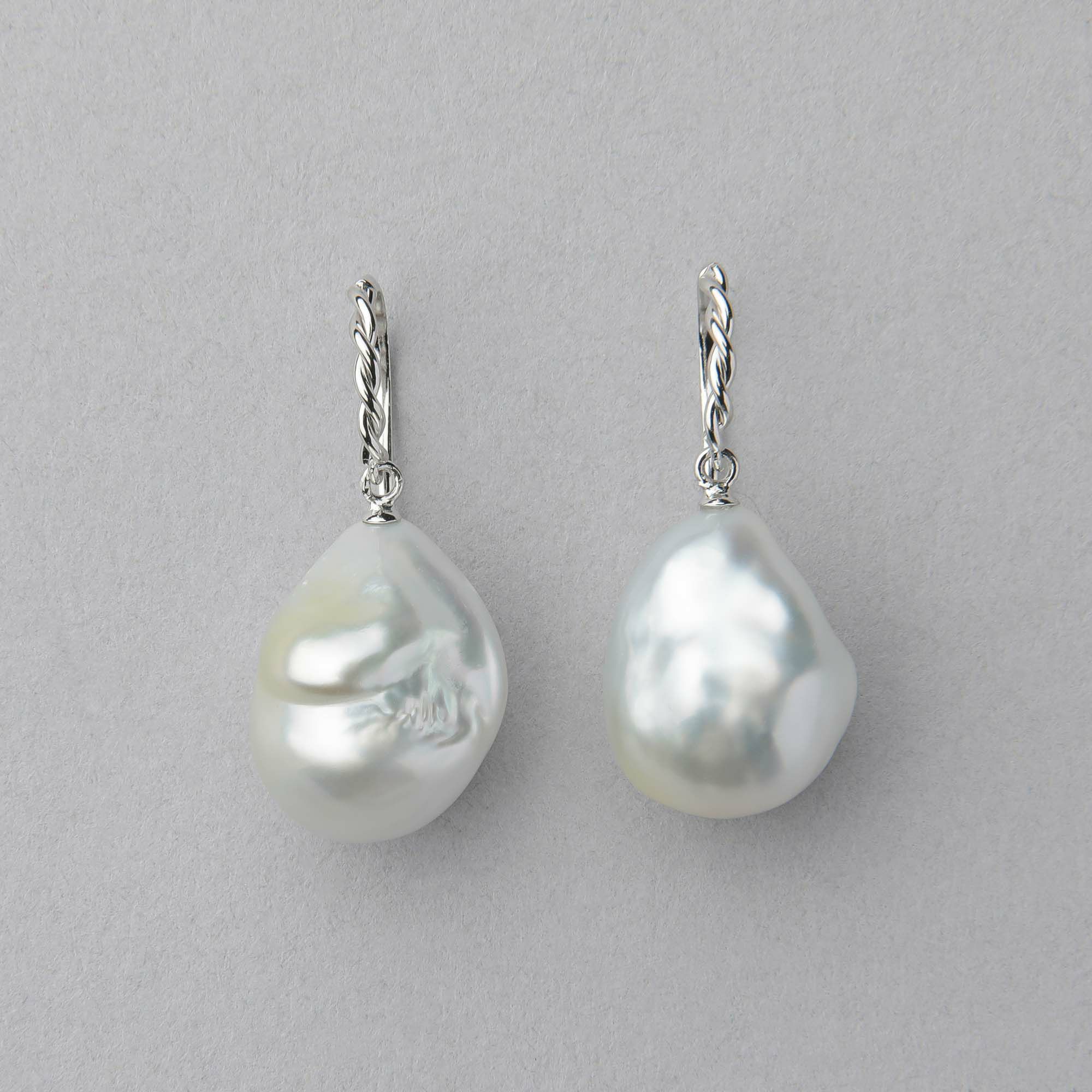 000000026570-01-m.jpg?t=  