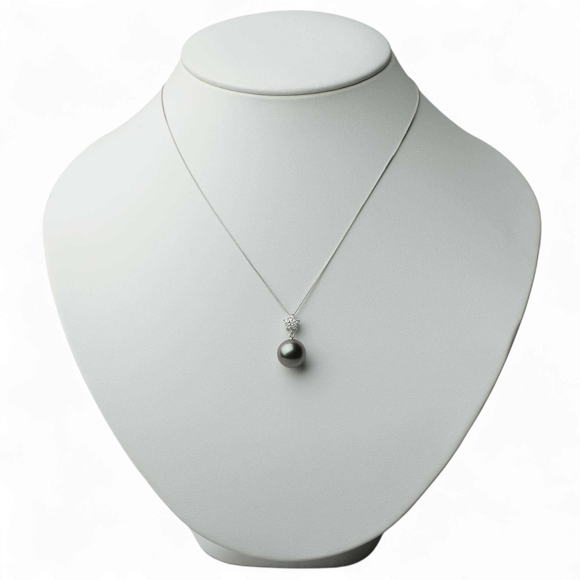 Tahitian+ タヒチ黒蝶真珠 ペンダントトップ　11mmUP K18WG