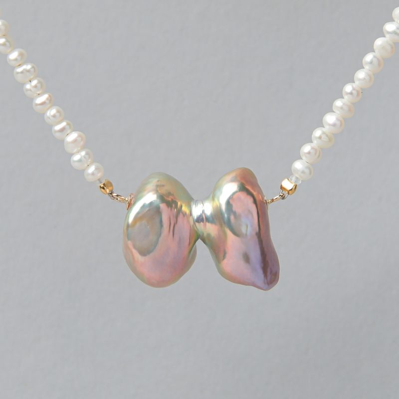 Unique fun! 淡水ケシ真珠 チョーカー/ネックレス　13-14mm / 2.0-2.5mm リボン バロック
