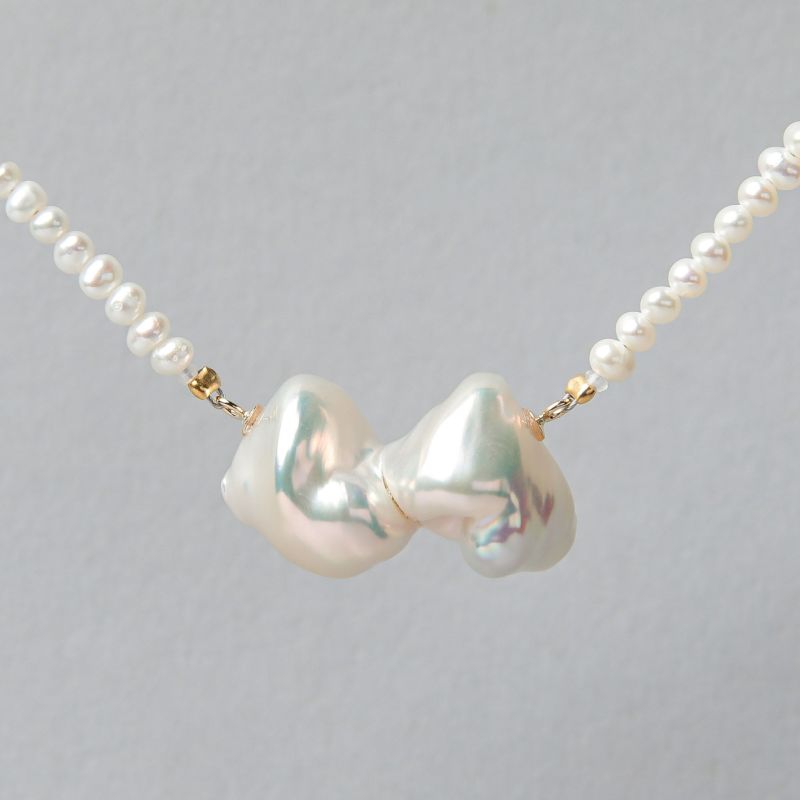 Unique fun! 淡水ケシ真珠 チョーカー/ネックレス　13-14mm / 2.0-2.5mm リボン バロック