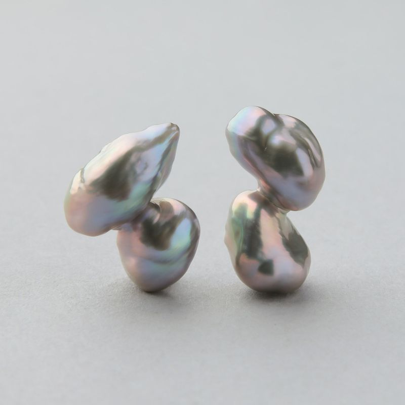 Unique fun! 淡水ケシ真珠 ピアス　11-13mm K18YG バロック