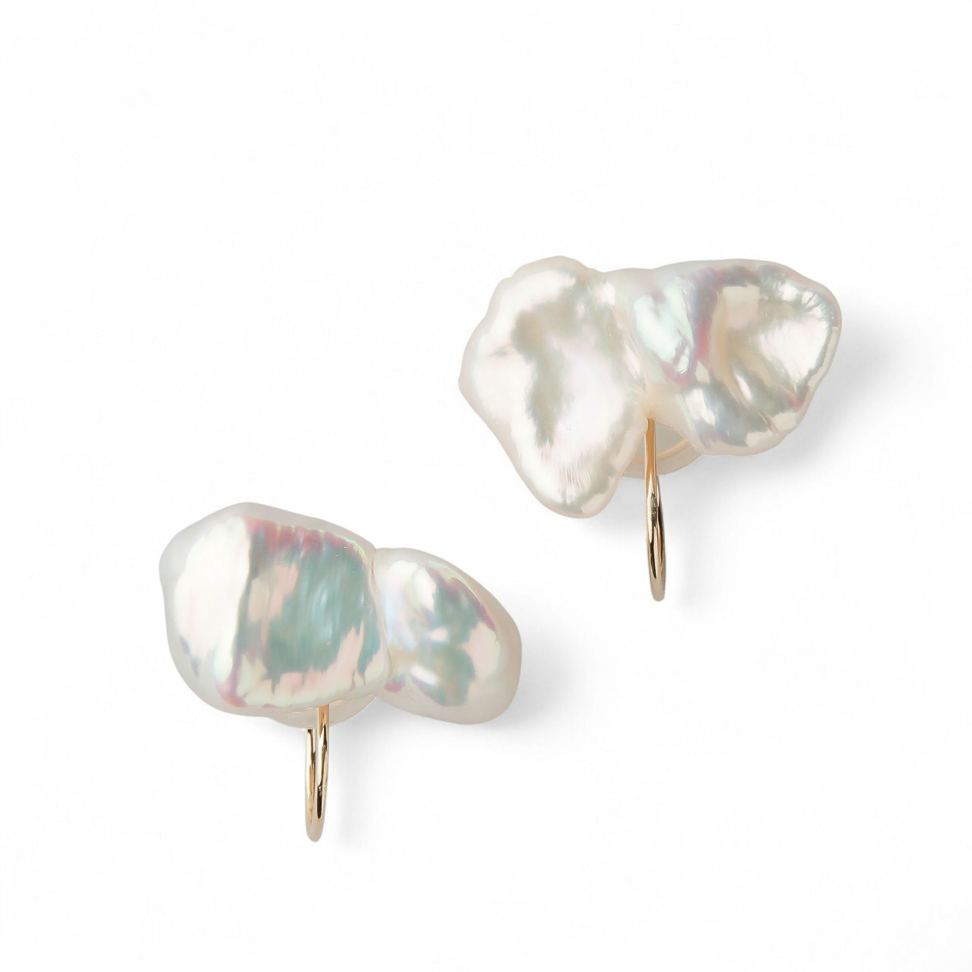 Unique fun! 淡水ケシ真珠 イヤリング　10-13mm K18YG リボン バロック