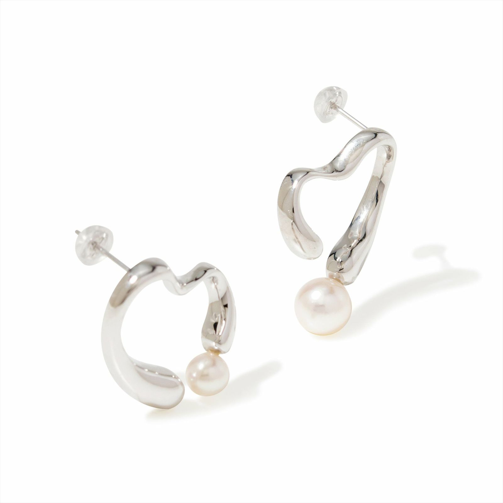 マルレナ メロディピアスあこや真珠 6.0-8.5mm SV925/K14WG