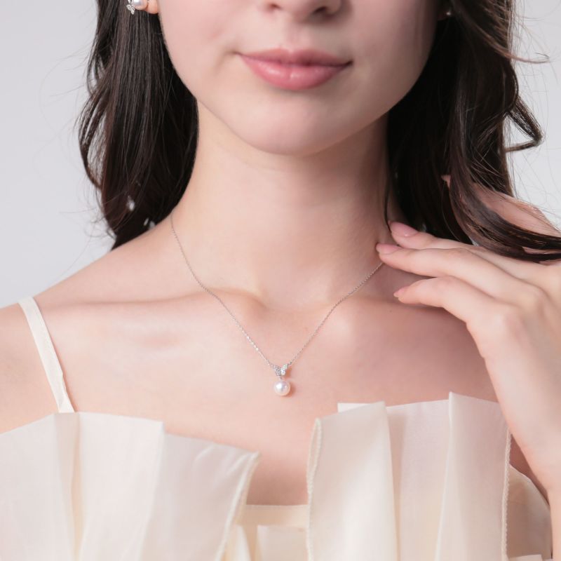 petit amie あこや真珠 蝶 ペンダント　7.5-8.0mm K18WG