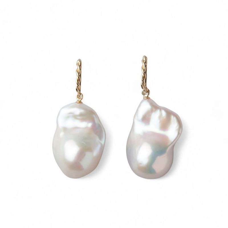 Unique+ 淡水真珠 ピアス13-15mm K10WG/YG オイスターバロック