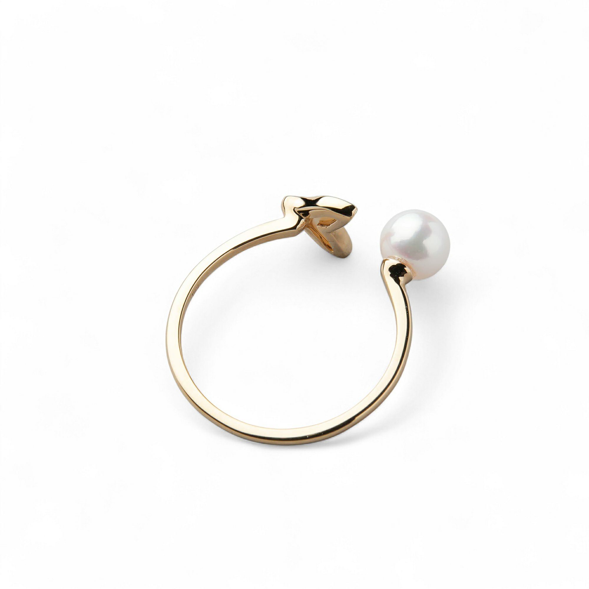 あこや真珠/白蝶シェル リング　5.5-6.0mm K18YG ホエールテール