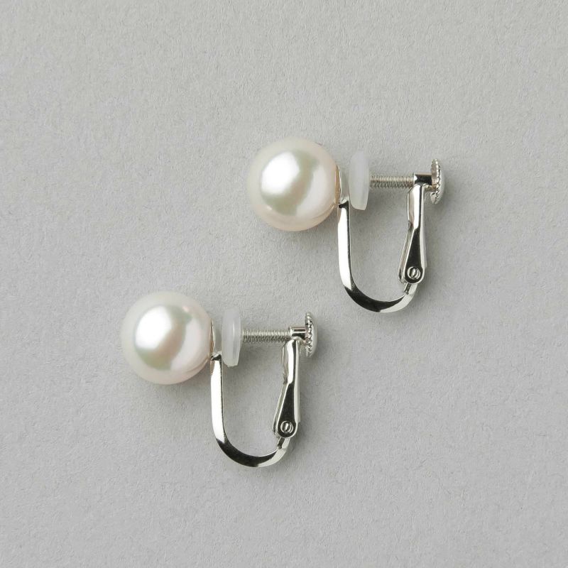 【新品】あこやPtペタルチェーン♡スタッドピアス 新品】あこやPtペタルチェーン♡スタッドピアス