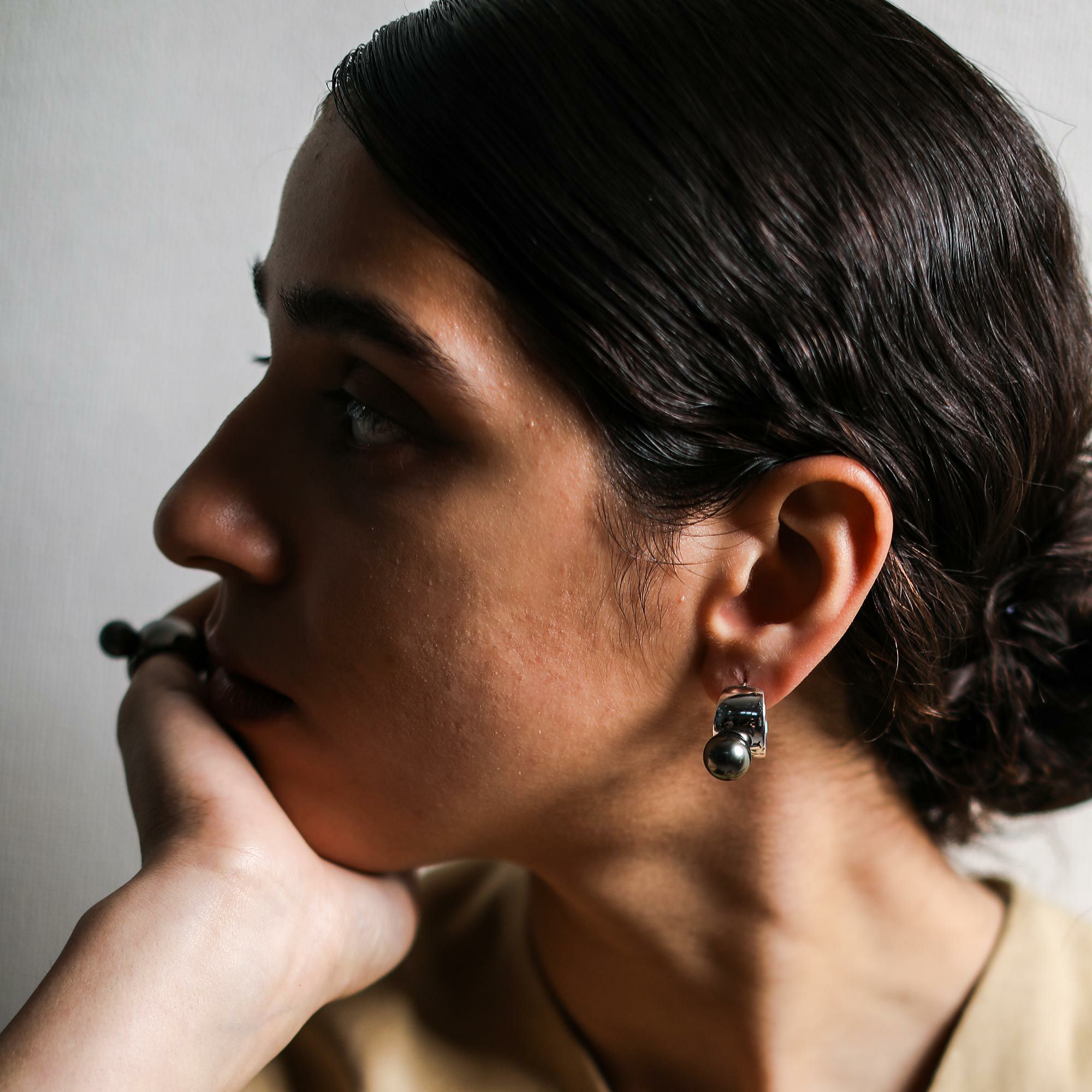 マルレナ マルゴピアス タヒチ黒蝶真珠　11mmUP SV925/K18WG