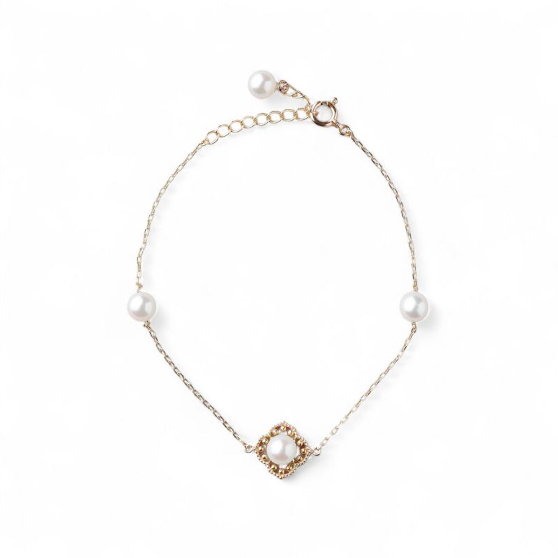 Fleur Eclat あこや真珠 フラワーブレスレット　5.0-5.5mm K10YG