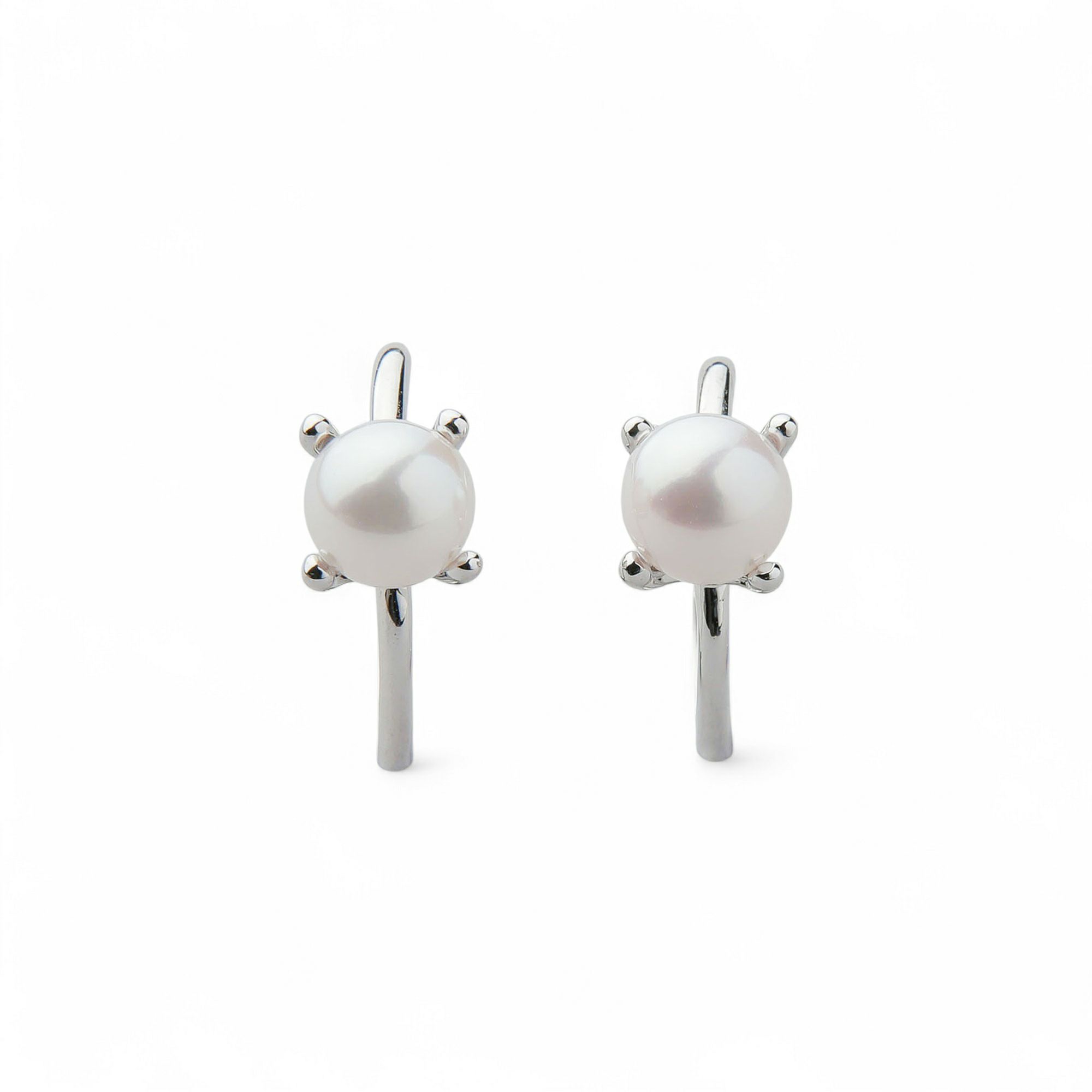 Carina あこや真珠 フープピアス　5.5-6.0mm K10WG