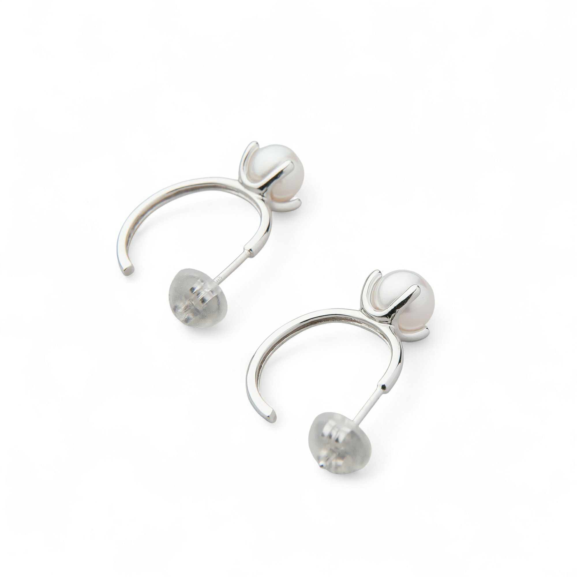 Carina あこや真珠 フープピアス　5.5-6.0mm K10WG