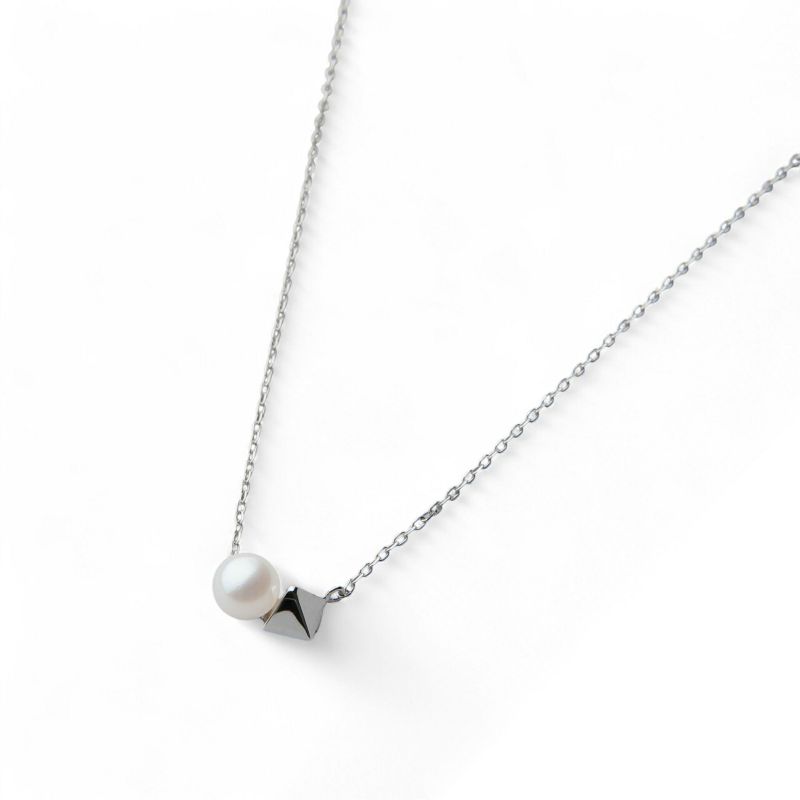 Carina あこや真珠 ペンダント　5.5-6.0mm K10WG