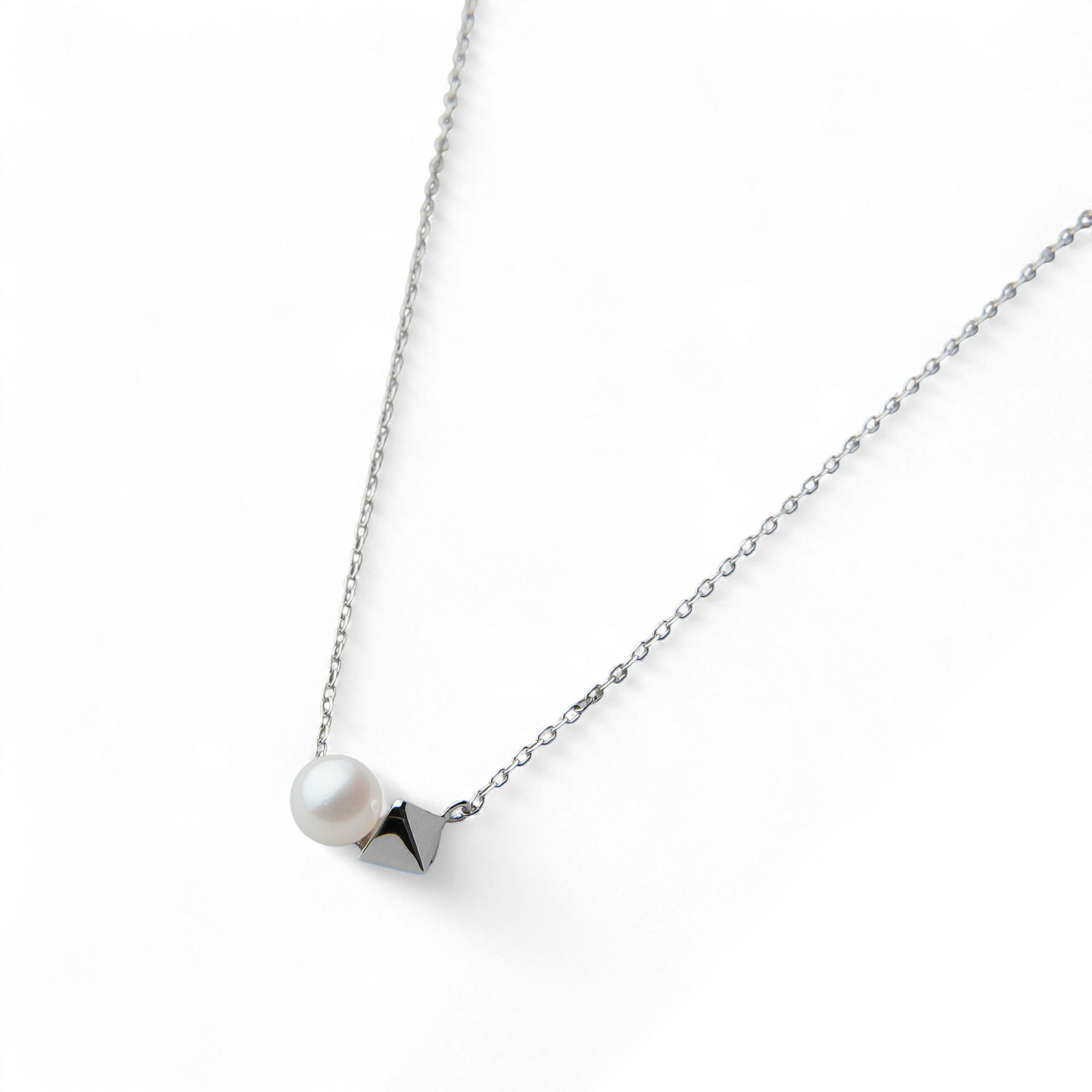 Carina あこや真珠 ペンダント　5.5-6.0mm K10WG