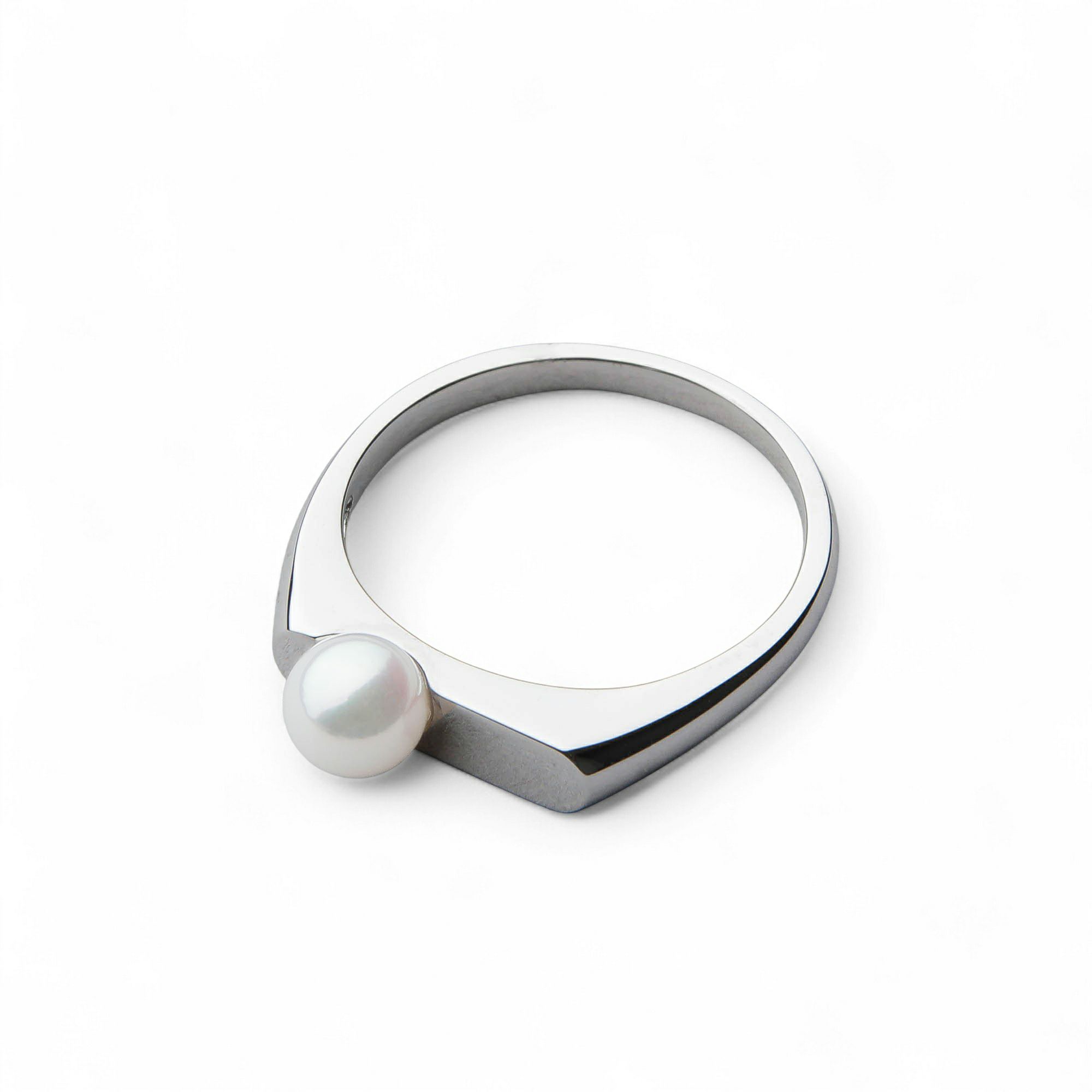 Carina あこや真珠 スリム シグネットリング　5.5-6.0mm K10WG