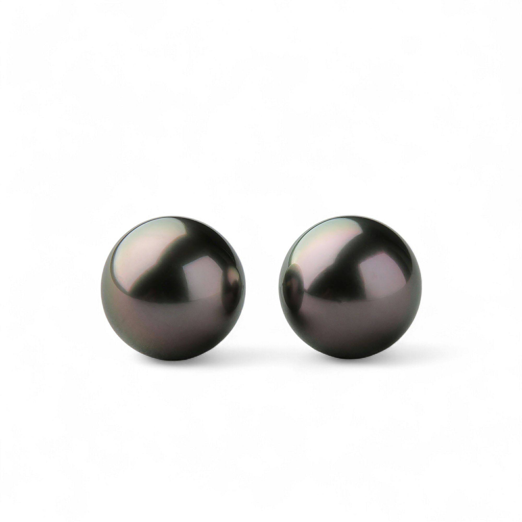 LUXE タヒチ黒蝶真珠 ピアス 9mmUP PT900 -Aurora Lagoon- | 南洋真珠