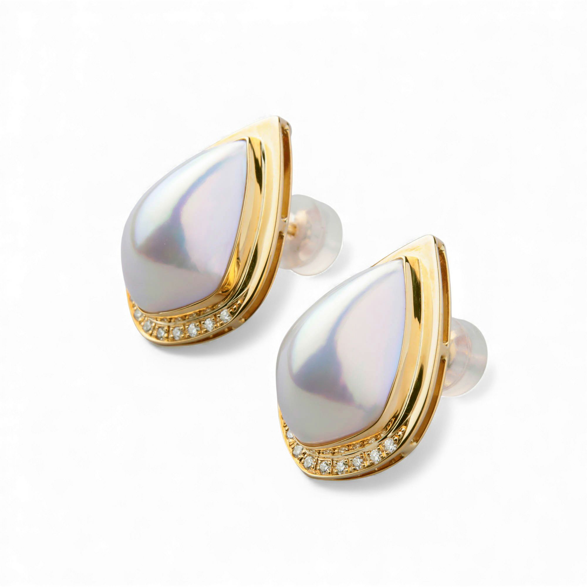 マベ真珠 ピアス　角ツユ11mmUP K18YG オーロラホワイト [WSP]