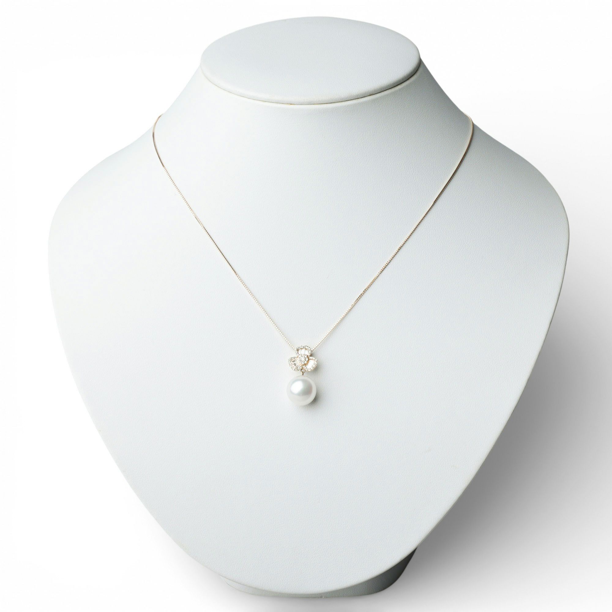 南洋パール13.5ミリダイヤK18 D0.2南洋白蝶真珠ペンダントトップお値下げ 南洋白蝶真珠 ペンダントトップ 11mmUP K18YG オーロラフェニックス